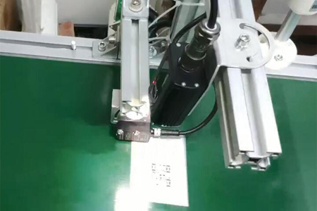 固定式工业二维码扫描器LV3000U PLUS在生产流水线上的应用 固定式工业二维码扫描器LV3000U PLUS在生产流水线上的应用